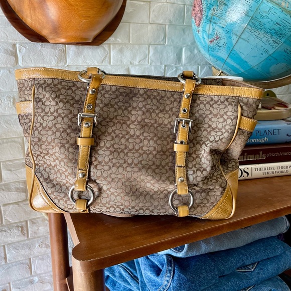 Vintage Coach Y2K Jacquard Fabric Signature Logo Gallery East West Tote Bag - Picture 10 of 15